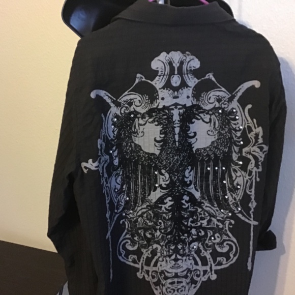 Shirt - Picture 4 of 5